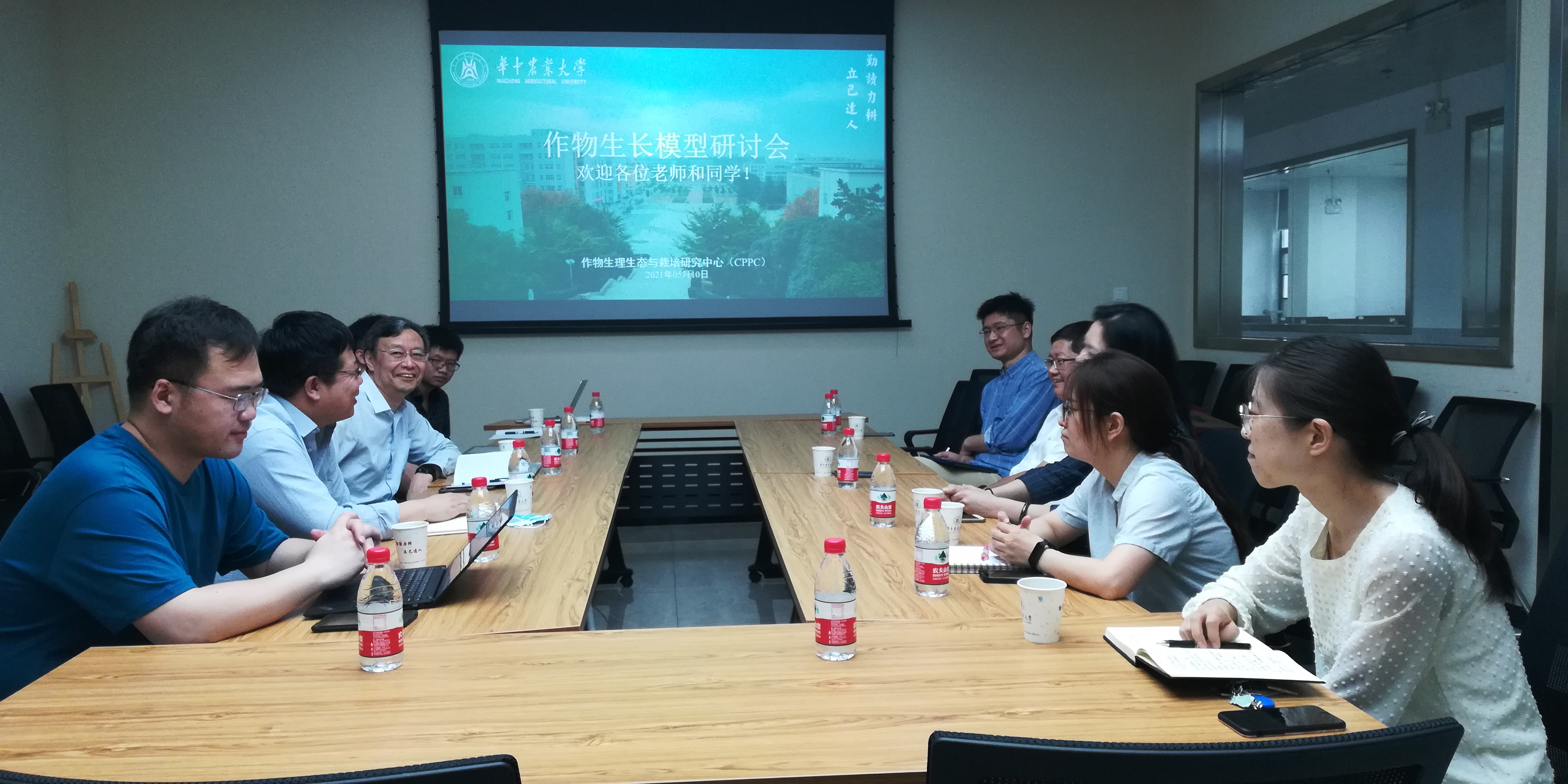 1075722e1e7f49b7b9bdbe95b59c775d.jpg 1075722e1e7f49b7b9bdbe95b59c775d.jpg